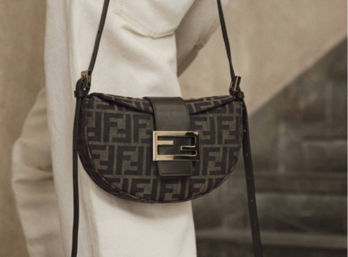 FENDI 天猫限时精品店正式上线 Croissant手袋全球独家首发